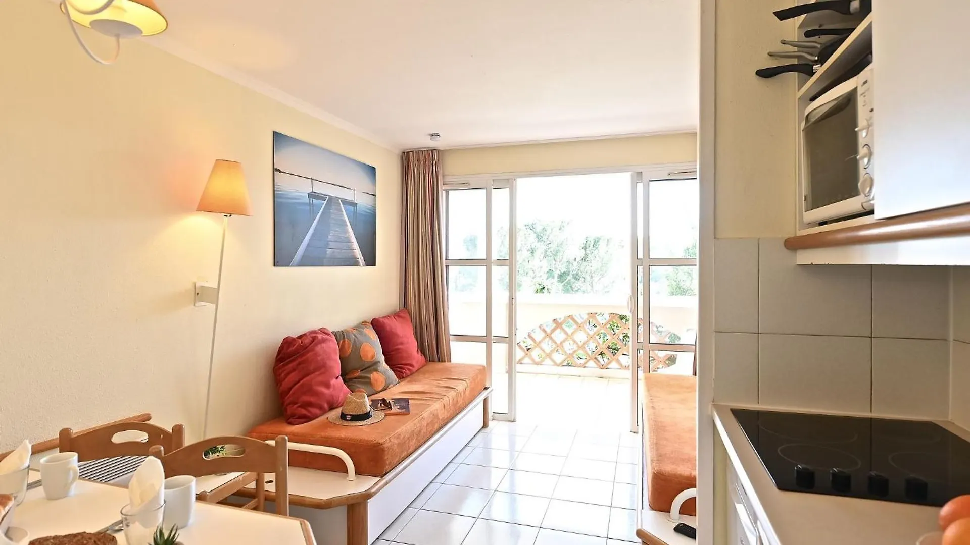 Apartment Village Cap Estérel - L'Esquinade-62 Saint-Raphaël 0*,  Francia