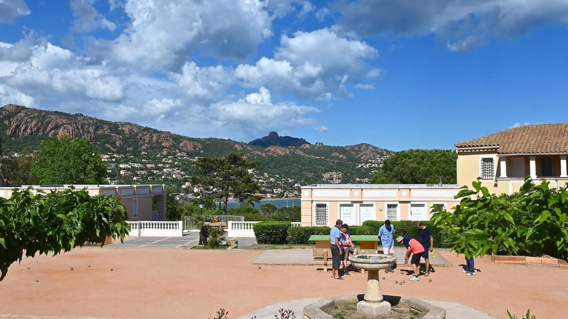 Apartment Village Cap Esterel - L'Esquinade-62 By Interhome Saint-Raphael  France