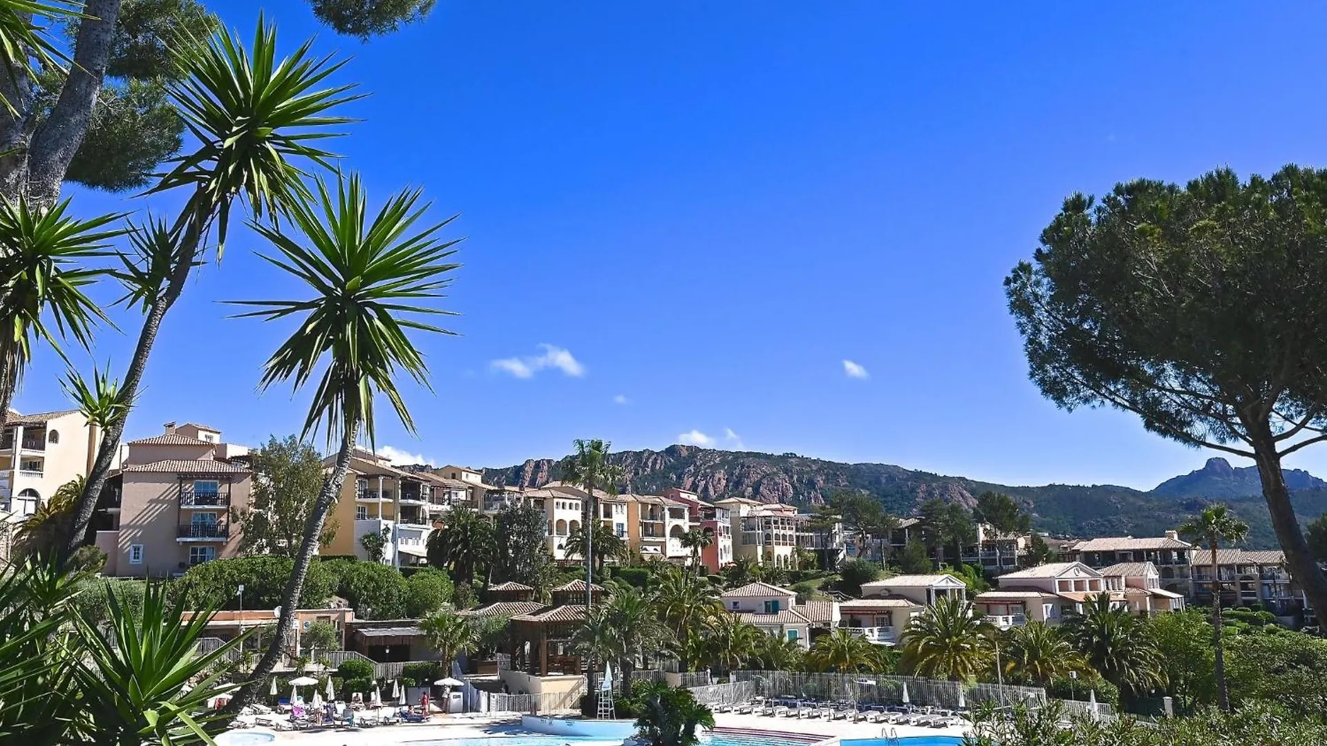 Apartment Village Cap Esterel - L'Esquinade-62 By Interhome Saint-Raphael  Saint-Raphael (Var)