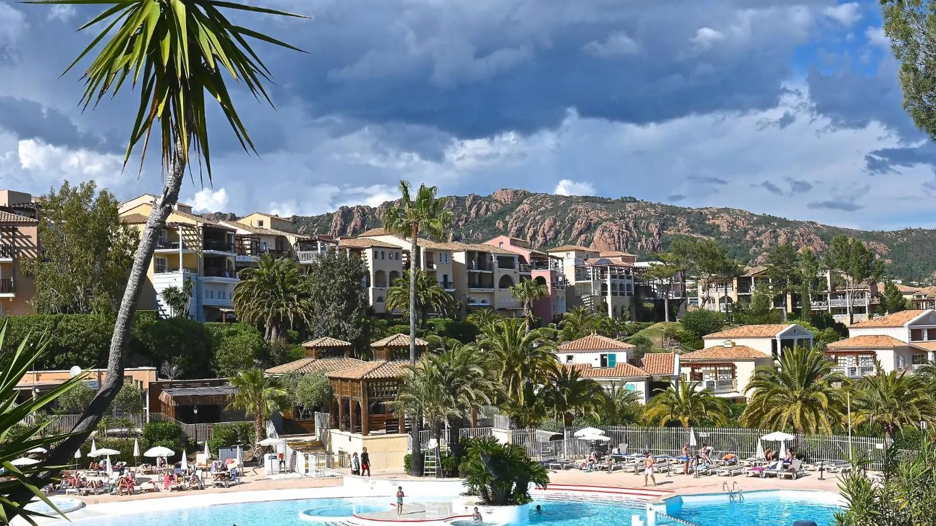 Apartment Village Cap Esterel - L'Esquinade-62 By Interhome Saint-Raphael